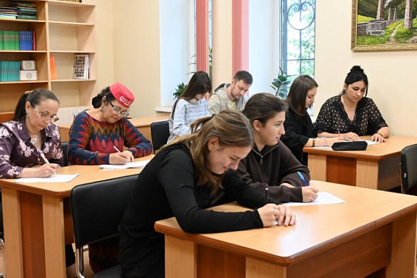 Ивановцы проверили знания о языках и культуре народов России